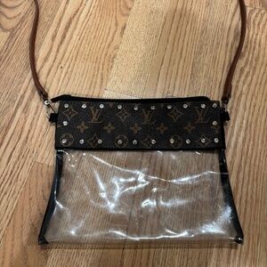 Clear crossbody purse